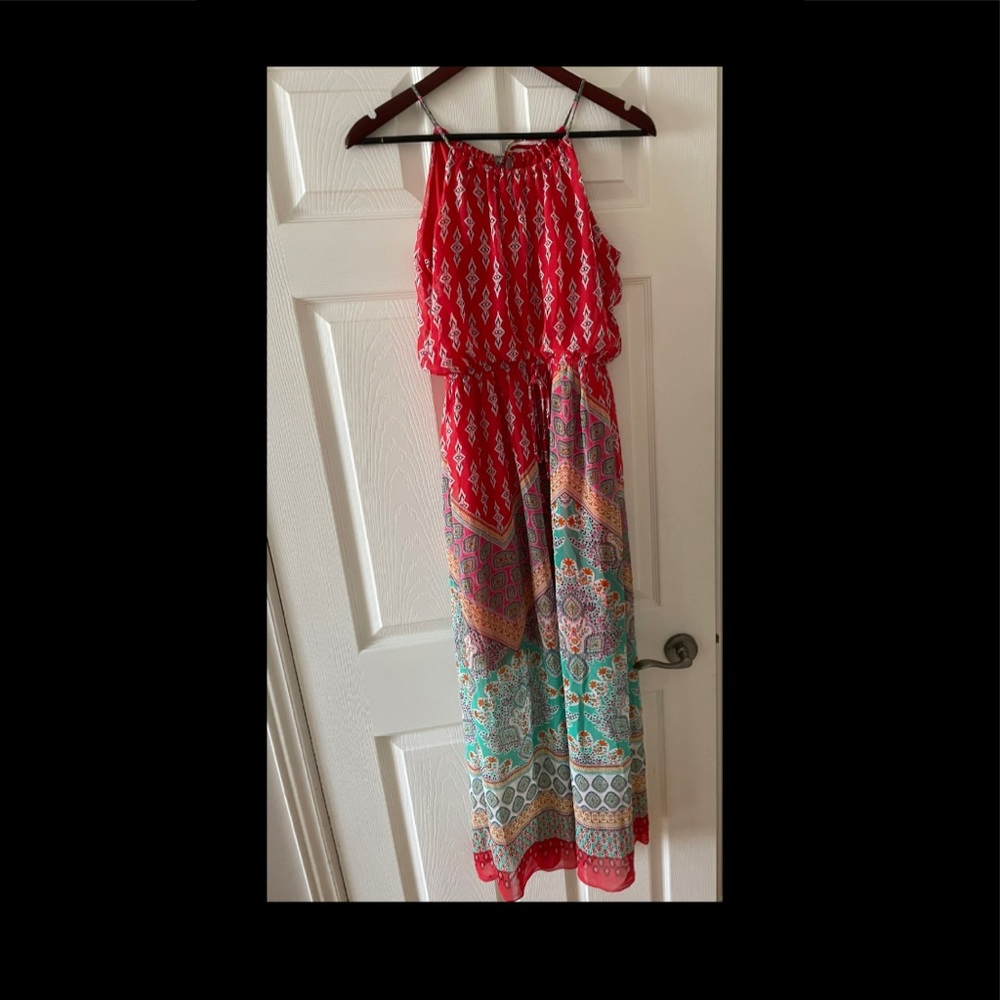 Awesome summer dress- Women’s medium (6-8)